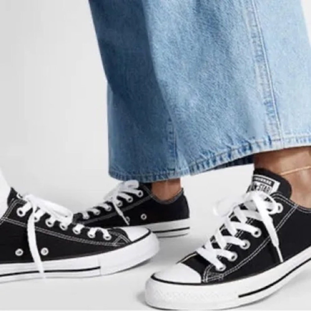 Converse Women's Black Athletic Shoes